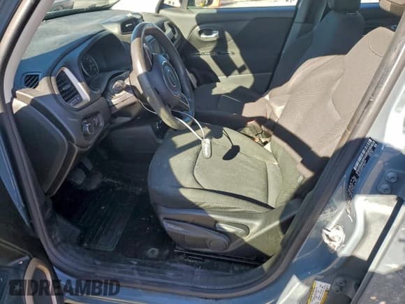 ✅ 2017 Jeep Renegade Sport • VIN: ZACCJBABXHPE41890 • Lot: 94047345. Listed on Copart with 216,816 mi. Free auction sales archive from the USA and detailed vehicle history report at DreamBid. Image 7.