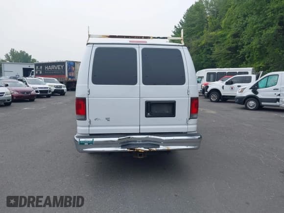 ✅ 2013 Ford Econoline Cargo Commercial • VIN: 1FTSS3EL4DDA51670 • Lot: 42894720. Wystawiony na IAAI z przebiegiem 185 853 mil. Bezpłatny archiwum sprzedaży aukcyjnych z USA i szczegółowy raport historii pojazdu na DreamBid. Zdjęcie 16.