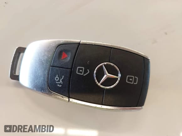 ✅ 2021 Mercedes-Benz A 220 • VIN: W1K3G4EB7MJ301221 • Lot: 42094771. Wystawiony na IAAI z przebiegiem 55 727 mil. Bezpłatny archiwum sprzedaży aukcyjnych z USA i szczegółowy raport historii pojazdu na DreamBid. Zdjęcie 11.