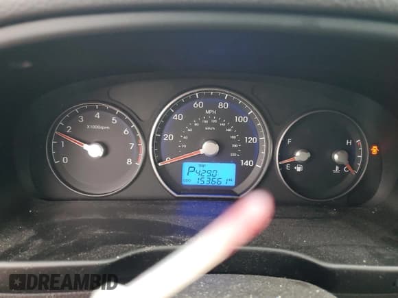 ✅ 2011 Hyundai Santa Fe SE • VIN: 5XYZHDAG5BG007929 • Lot: 82100674. Listed on Copart with 153,661 mi. Free auction sales archive from the USA and detailed vehicle history report at DreamBid. Image 9.