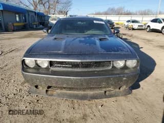 ✅ 2011 Dodge Challenger • VIN: 2B3CJ4DG7BH570893 • Lot: 42389315. Wystawiony na Copart z przebiegiem 131 889 mil. Bezpłatny archiwum sprzedaży aukcyjnych z USA i szczegółowy raport historii pojazdu na DreamBid. Zdjęcie 5.