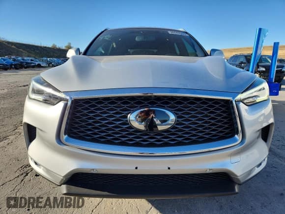 ✅ 2019 Infiniti QX50 Essential • VIN: 3PCAJ5M32KF101242 • Лот: 90049205. Опубликован ранее на Copart с пробегом 88 004 миль. Бесплатный доступ к архиву аукционных продаж из США и подробный отчёт об истории автомобиля на DreamBid. Изображение 5.