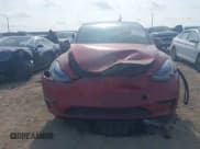 ✅ 2025 Tesla Model Y Performance • VIN: 7SAYGDEF9SA341176 • Lot: 42299429. Wystawiony na IAAI z przebiegiem 7 186 mil. Bezpłatny archiwum sprzedaży aukcyjnych z USA i szczegółowy raport historii pojazdu na DreamBid. Zdjęcie 11.