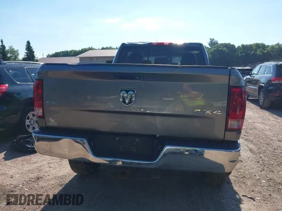 ✅ 2013 Ram 2500 SLT • VIN: 3C6UR5ML7DG559014 • Lot: 42635223. Wystawiony na IAAI z przebiegiem 170 917 mil. Bezpłatny archiwum sprzedaży aukcyjnych z USA i szczegółowy raport historii pojazdu na DreamBid. Zdjęcie 16.