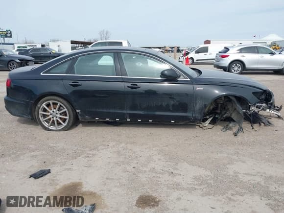 ✅ 2017 Audi A6 Prestige • VIN: WAUH2AFC5HN049646 • Lot: 41728338. Wystawiony na IAAI z przebiegiem 63 353 mil. Bezpłatny archiwum sprzedaży aukcyjnych z USA i szczegółowy raport historii pojazdu na DreamBid. Zdjęcie 14.