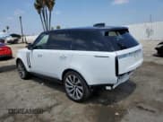 ✅ 2025 Land Rover Range Rover SE • VIN: SALKP9FU1SA296719 • Lot: 54796385. Wystawiony na Copart z przebiegiem 839 mil. Bezpłatny archiwum sprzedaży aukcyjnych z USA i szczegółowy raport historii pojazdu na DreamBid. Zdjęcie 2.