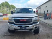 ✅ 2007 GMC Sierra 2500HD SLE1 • VIN: 1GTHK23DX7F166914 • Lot: 42827296. Listed on IAAI with 328,521 mi. Free auction sales archive from the USA and detailed vehicle history report at DreamBid. Image 6.