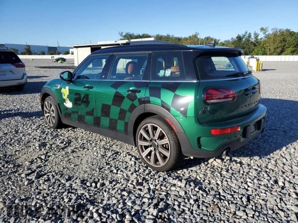 ✅ 2024 MINI Clubman Cooper S • VIN: WMWXJ1C07R2V94646 • Лот: 90802575. Опубликован ранее на Copart с пробегом 44 121 миль. Бесплатный доступ к архиву аукционных продаж из США и подробный отчёт об истории автомобиля на DreamBid. Изображение 2.