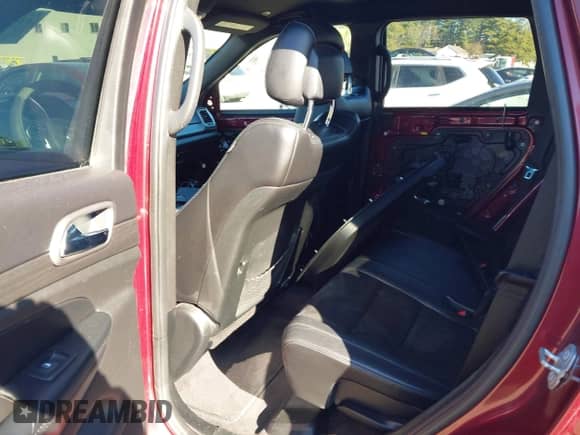 2018 Jeep Grand Cherokee Altitude z VIN 1C4RJFAG4JC343770, wystawiony jako IAAI lot #43439599 z przebiegiem 136 804 mil mil oraz . Historia ofert i sprzedaży dostępna na DreamBid. Obrazek 8.