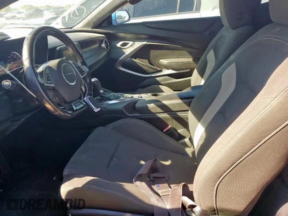 ✅ 2017 Chevrolet Camaro 1LT • VIN: 1G1FB1RX0H0196858 • Lot: 90332415. Listed on Copart with 165,669 mi. Free auction sales archive from the USA and detailed vehicle history report at DreamBid. Image 7.