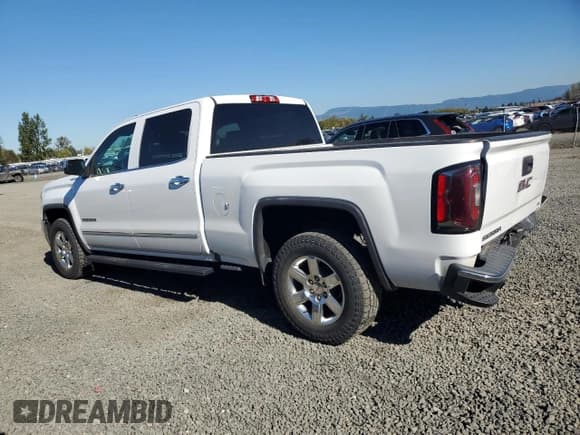 ✅ 2016 GMC Sierra 1500 SLT • VIN: 3GTU2NEC0GG232504 • Lot: 86126315. Listed on Copart with 134,925 mi. Free auction sales archive from the USA and detailed vehicle history report at DreamBid. Image 2.