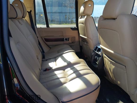 ✅ 2011 Land Rover Range Rover HSE Lux • VIN: SALMF1D48BA329831 • Лот: 41295277. Опубликован ранее на IAAI с пробегом 126 340 миль. Бесплатный доступ к архиву аукционных продаж из США и подробный отчёт об истории автомобиля на DreamBid. Изображение 8.