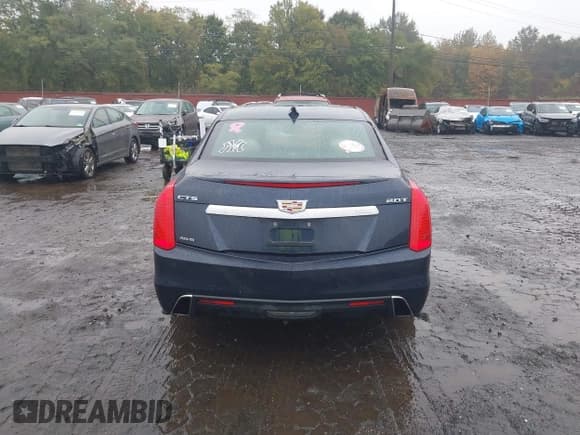 ✅ 2017 Cadillac CTS Luxury AWD • VIN: 1G6AX5SX9H0211378 • Lot: 43416075. Listed on IAAI with 100,580 mi. Free auction sales archive from the USA and detailed vehicle history report at DreamBid. Image 16.