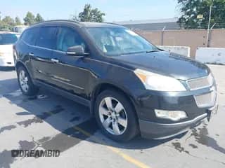 2011 Chevrolet Traverse LTZ z VIN 1GNKRLED0BJ341351, wystawiony jako IAAI lot #43081763 z przebiegiem 223 353 mil mil oraz . Historia ofert i sprzedaży dostępna na DreamBid. Obrazek 1.