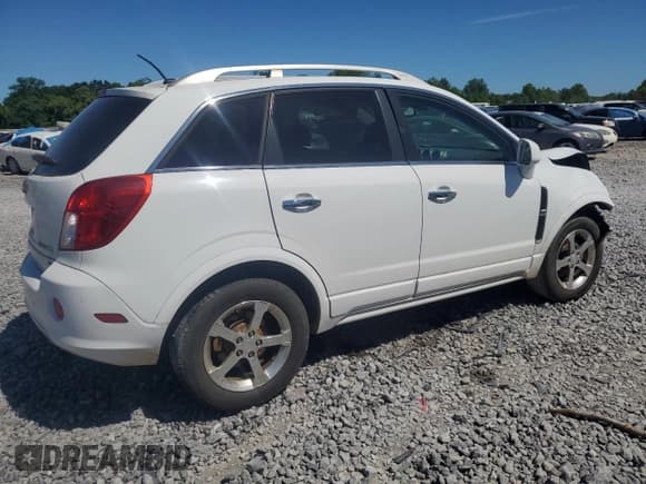 ✅ 2013 Chevrolet Captiva Sport LT • VIN: 3GNFL3EK4DS521659 • Lot: 57848045. Wystawiony na Copart z przebiegiem 75 113 mil. Bezpłatny archiwum sprzedaży aukcyjnych z USA i szczegółowy raport historii pojazdu na DreamBid. Zdjęcie 3.