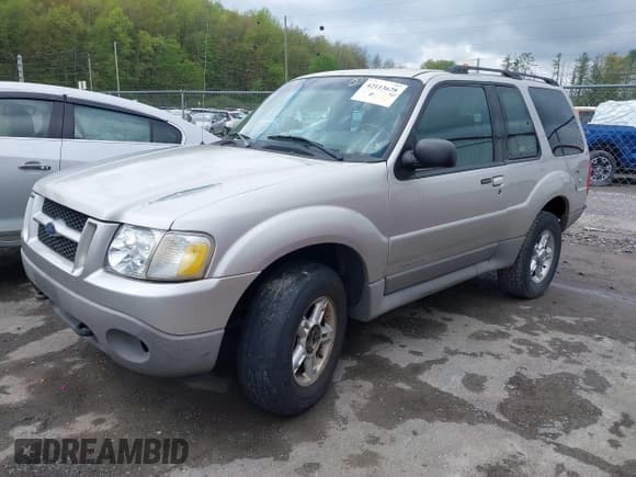 ✅ 2002 Ford Explorer Sport XLS • VIN: 1FMZU70E62UD50921 • Лот: 42113628. Опубликован ранее на IAAI с пробегом 274 135 миль. Бесплатный доступ к архиву аукционных продаж из США и подробный отчёт об истории автомобиля на DreamBid. Изображение 2.