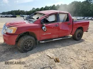 ✅ 2011 Nissan Titan SV • VIN: 1N6BA0EC1BN317295 • Lot: 69265345. Wystawiony na Copart z przebiegiem 110 801 mil. Bezpłatny archiwum sprzedaży aukcyjnych z USA i szczegółowy raport historii pojazdu na DreamBid. Zdjęcie 1.