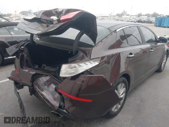 ✅ 2014 Kia Optima LX • VIN: 5XXGM4A78EG302891 • Lot: 43632167. Wystawiony na IAAI z przebiegiem 133 780 mil. Bezpłatny archiwum sprzedaży aukcyjnych z USA i szczegółowy raport historii pojazdu na DreamBid. Zdjęcie 4.