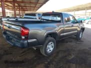 ✅ 2021 Toyota Tacoma SR • VIN: 3TYRX5GN8MT006430 • Lot: 43588076. Wystawiony na IAAI z przebiegiem 80 995 mil. Bezpłatny archiwum sprzedaży aukcyjnych z USA i szczegółowy raport historii pojazdu na DreamBid. Zdjęcie 4.