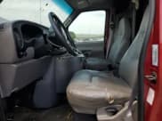 ✅ 2002 Ford Econoline Cargo • VIN: 1FTNE24292HA19844 • Lot: 58756785. Wystawiony na Copart z przebiegiem 256 033 mil. Bezpłatny archiwum sprzedaży aukcyjnych z USA i szczegółowy raport historii pojazdu na DreamBid. Zdjęcie 7.