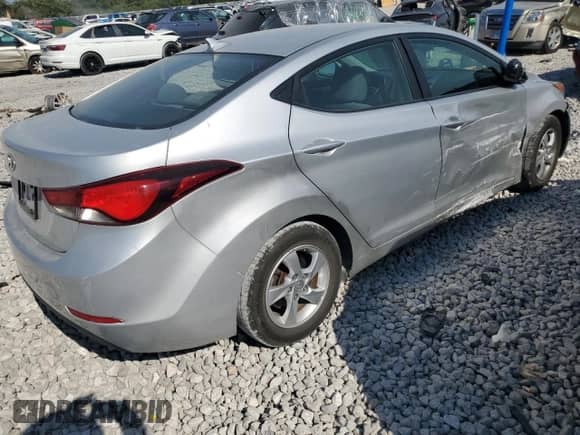 2015 Hyundai Elantra SE with VIN 5NPDH4AE8FH550439, listed as a Copart auction lot 81302595 with 123,734 mi miles and Salvage title. Bid and sale history available at DreamBid. Image 3.