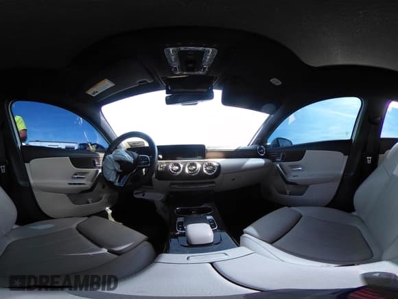 ✅ 2020 Mercedes-Benz A 220 • VIN: W1K3G4EB6LJ202811 • Lot: 41921798. Wystawiony na IAAI z przebiegiem 87 153 mil. Bezpłatny archiwum sprzedaży aukcyjnych z USA i szczegółowy raport historii pojazdu na DreamBid. Zdjęcie 17.