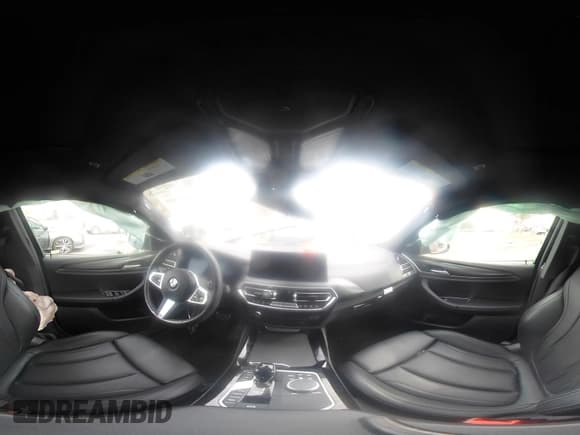 ✅ 2023 BMW X4 xDrive30i • VIN: 5UX33DT04P9P72478 • Lot: 43247289. Wystawiony na IAAI z przebiegiem 42 845 mil. Bezpłatny archiwum sprzedaży aukcyjnych z USA i szczegółowy raport historii pojazdu na DreamBid. Zdjęcie 18.