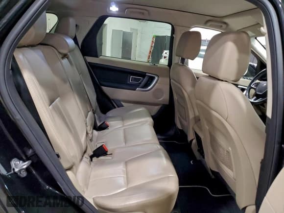 ✅ 2016 Land Rover Discovery Sport HSE • VIN: SALCR2BG4GH588305 • Лот: 92906925. Опубликован ранее на Copart с пробегом 86 046 миль. Бесплатный доступ к архиву аукционных продаж из США и подробный отчёт об истории автомобиля на DreamBid. Изображение 11.