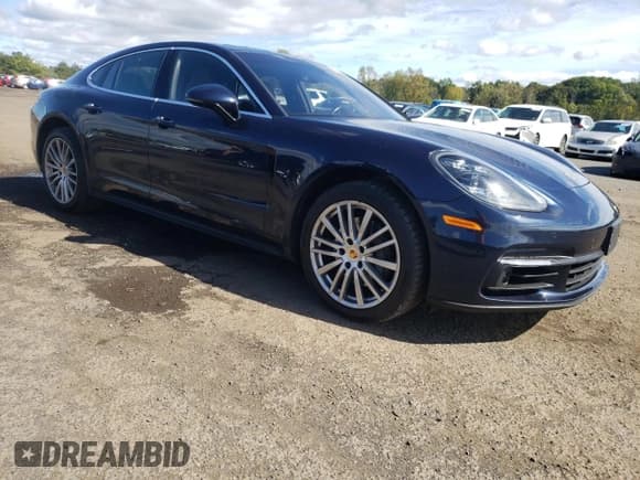 ✅ 2017 Porsche Panamera 4S • VIN: WP0AB2A77HL120765 • Lot: 84542445. Listed on Copart with 95,711 mi. Free auction sales archive from the USA and detailed vehicle history report at DreamBid. Image 4.