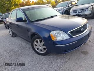 ✅ 2005 Ford Five Hundred SE • VIN: 1FAFP23125G164702 • Lot: 43105127. Wystawiony na IAAI z przebiegiem 77 637 mil. Bezpłatny archiwum sprzedaży aukcyjnych z USA i szczegółowy raport historii pojazdu na DreamBid. Zdjęcie 1.