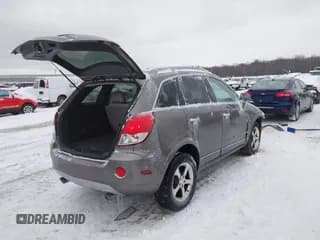 ✅ 2012 Chevrolet Captiva Sport LT • VIN: 3GNAL3E53CS598655 • Lot: 41237695. Wystawiony na IAAI z przebiegiem 207 931 mil. Bezpłatny archiwum sprzedaży aukcyjnych z USA i szczegółowy raport historii pojazdu na DreamBid. Zdjęcie 4.