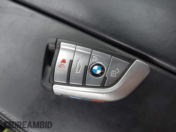 ✅ 2018 BMW 5 Series 540i xDrive • VIN: WBAJE7C55JWD52365 • Lot: 42912704. Listed on IAAI with Not provided. Free auction sales archive from the USA and detailed vehicle history report at DreamBid. Image 11.