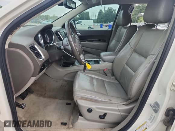 ✅ 2011 Dodge Durango Crew • VIN: 1D4RD4GG1BC630376 • Lot: 64094115. Wystawiony na Copart z przebiegiem 234 828 mil. Bezpłatny archiwum sprzedaży aukcyjnych z USA i szczegółowy raport historii pojazdu na DreamBid. Zdjęcie 7.