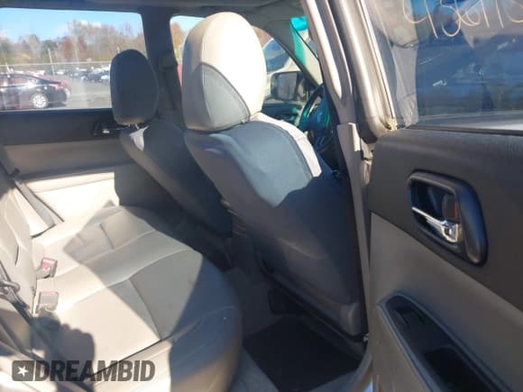 ✅ 2007 Subaru Forester X • VIN: JF1SG65677H737329 • Lot: 43611395. Listed on IAAI with 110,691 mi. Free auction sales archive from the USA and detailed vehicle history report at DreamBid. Image 5.