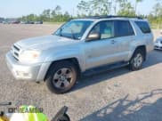 ✅ 2004 Toyota 4Runner SR5 • VIN: JTEZU14R148012204 • Lot: 43056367. Listed on IAAI with 225,915 mi. Free auction sales archive from the USA and detailed vehicle history report at DreamBid. Image 2.