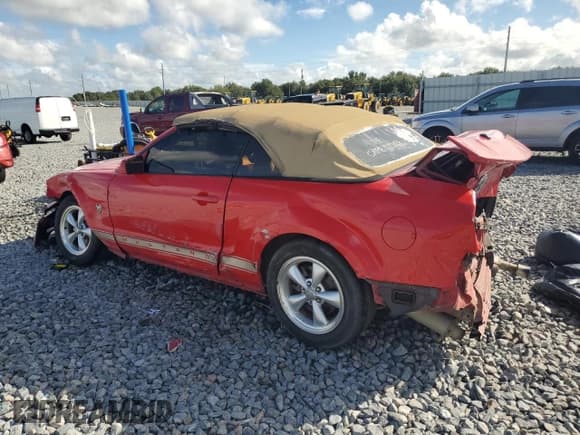 ✅ 2009 Ford Mustang • VIN: 1ZVHT84N195143129 • Lot: 85766555. Listed on Copart with 180,850 mi. Free auction sales archive from the USA and detailed vehicle history report at DreamBid. Image 2.