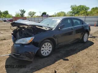 ✅ 2011 Chrysler 200 LX • VIN: 1C3BC4FB9BN568239 • Lot: 57865965. Listed on Copart with 297,801 mi. Free auction sales archive from the USA and detailed vehicle history report at DreamBid. Image 1.