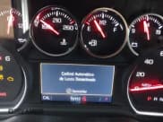 ✅ 2019 Chevrolet Silverado 1500 LT • VIN: 1GCPWCED3KZ241625 • Lot: 43682742. Wystawiony na IAAI z przebiegiem 96 452 mil. Bezpłatny archiwum sprzedaży aukcyjnych z USA i szczegółowy raport historii pojazdu na DreamBid. Zdjęcie 7.