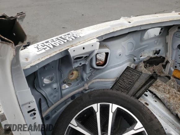 ✅ 2024 Dodge Durango R/T Plus • VIN: 1C4SDJCT8RC161636 • Lot: 84819945. Listed on Copart with Not provided. Free auction sales archive from the USA and detailed vehicle history report at DreamBid. Image 9.