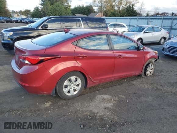 ✅ 2016 Hyundai Elantra SE • VIN: 5NPDH4AE8GH792746 • Lot: 90943465. Wystawiony na Copart z przebiegiem 92 384 mil. Bezpłatny archiwum sprzedaży aukcyjnych z USA i szczegółowy raport historii pojazdu na DreamBid. Zdjęcie 3.