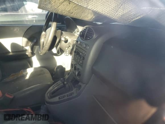 ✅ 2004 Saturn VUE V6 • VIN: 5GZCZ63474S870891 • Lot: 41636295. Wystawiony na Copart z przebiegiem Nie podano. Bezpłatny archiwum sprzedaży aukcyjnych z USA i szczegółowy raport historii pojazdu na DreamBid. Zdjęcie 8.