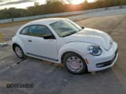 ✅ 2012 Volkswagen Beetle Entry • VIN: 3VWFP7AT3CM615602 • Lot: 93247555. Listed on Copart with 121,304 mi. Free auction sales archive from the USA and detailed vehicle history report at DreamBid. Image 4.