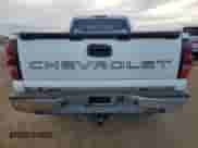 2005 Chevrolet Silverado 1500 Work Truck with VIN 1GCEC14V75Z254638, listed as a Copart auction lot 82732945 with 161,242 mi miles and Salvage title. Bid and sale history available at DreamBid. Image 6.