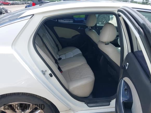 ✅ 2014 Kia Optima SXL Turbo • VIN: 5XXGR4A69EG282658 • Лот: 42345853. Опубликован ранее на IAAI с пробегом 133 483 миль. Бесплатный доступ к архиву аукционных продаж из США и подробный отчёт об истории автомобиля на DreamBid. Изображение 8.