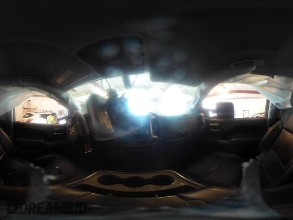 ✅ 2015 Chevrolet Silverado 2500HD LT • VIN: 1GC2KVEG5FZ501928 • Lot: 42460213. Wystawiony na IAAI z przebiegiem Nie podano. Bezpłatny archiwum sprzedaży aukcyjnych z USA i szczegółowy raport historii pojazdu na DreamBid. Zdjęcie 18.