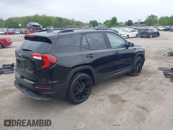 ✅ 2022 GMC Terrain SLT • VIN: 3GKALVEV0NL276058 • Lot: 42314332. Listed on IAAI with Not provided. Free auction sales archive from the USA and detailed vehicle history report at DreamBid. Image 4.