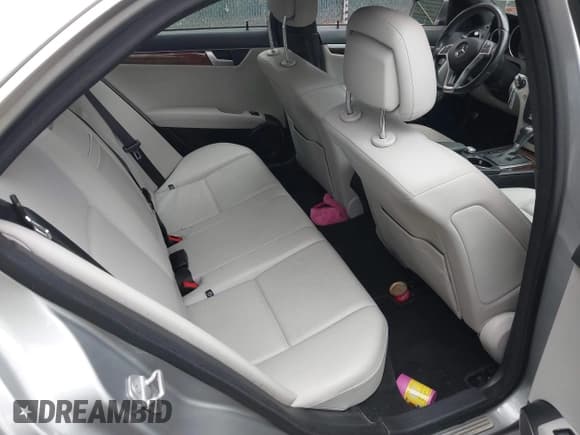✅ 2012 Mercedes-Benz C 300 Sport • VIN: WDDGF8BBXCR234727 • Lot: 42938979. Listed on IAAI with 116,991 mi. Free auction sales archive from the USA and detailed vehicle history report at DreamBid. Image 8.