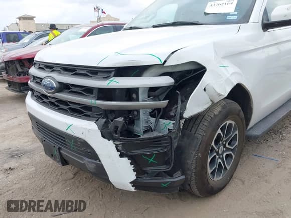 ✅ 2024 Ford Expedition Max XLT • VIN: 1FMJK1H81REA09073 • Lot: 43762164. Listed on IAAI with 67,768 mi. Free auction sales archive from the USA and detailed vehicle history report at DreamBid. Image 6.