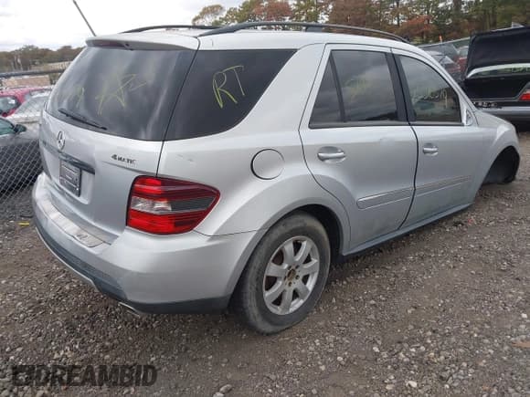 ✅ 2008 Mercedes-Benz M 350 • VIN: 4JGBB86E68A420075 • Лот: 43527899. Опубликован ранее на IAAI с пробегом Не указан. Бесплатный доступ к архиву аукционных продаж из США и подробный отчёт об истории автомобиля на DreamBid. Изображение 4.