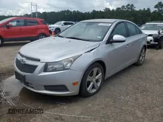 2014 Chevrolet Cruze 2LT с VIN 1G1PE5SB5E7389401, выставлен на аукционе Copart как лот 61292535 с пробегом 174 774 миль миль и Списание • Salvage title. История ставок и продаж доступна на DreamBid. Изображение 1.
